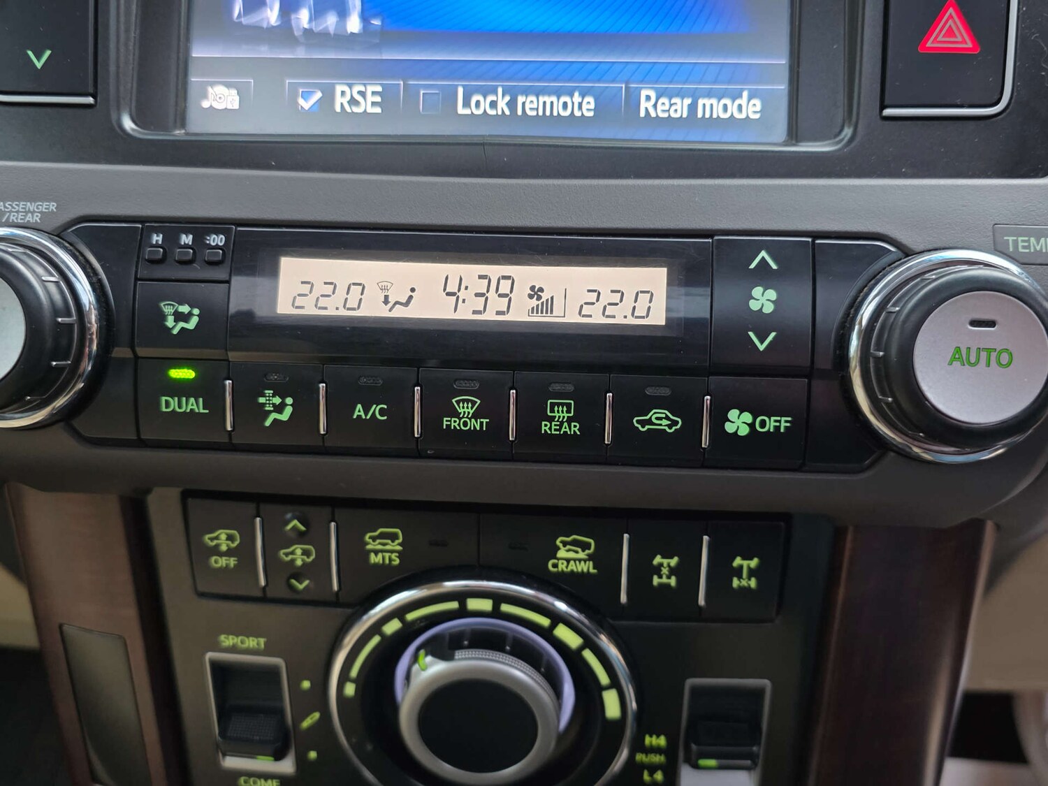 Used Toyota Land Cruiser 2016 for sale - 77617076: Photo 35