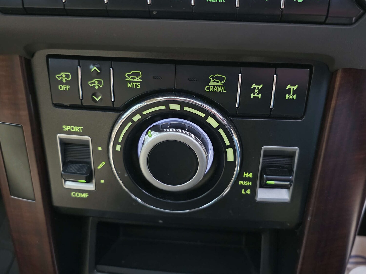 Used Toyota Land Cruiser 2016 for sale - 77617076: Photo 36