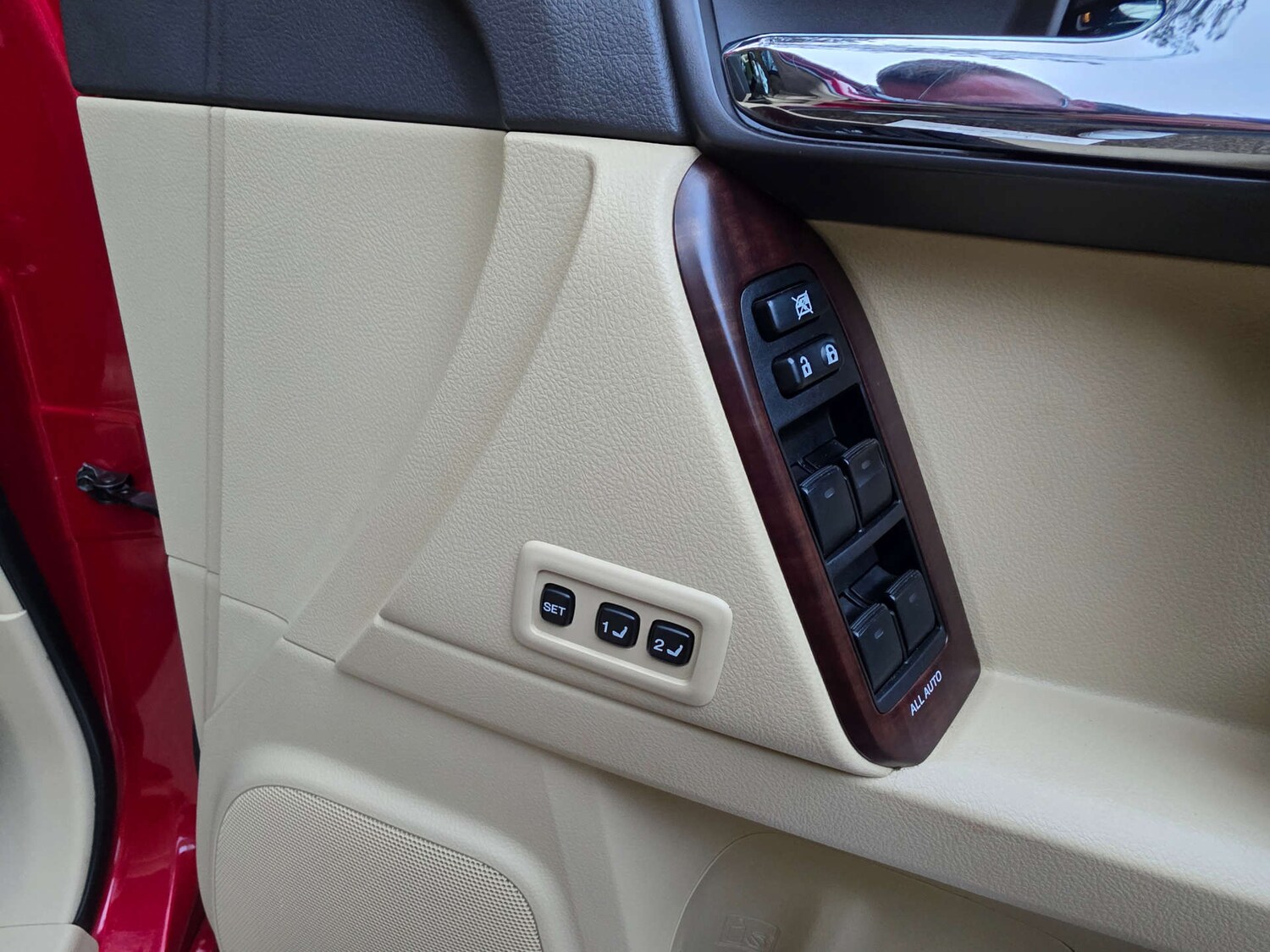 Used Toyota Land Cruiser 2016 for sale - 77617076: Photo 42