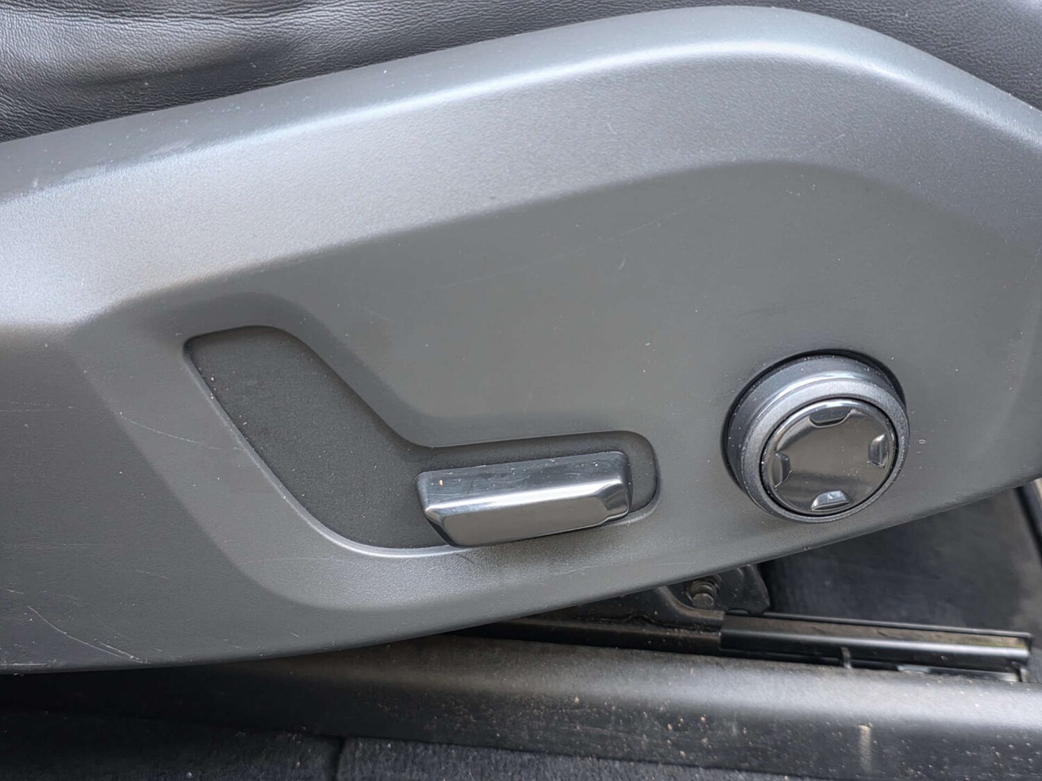 Used Volvo XC60 2020 for sale - 77434604: Photo 28