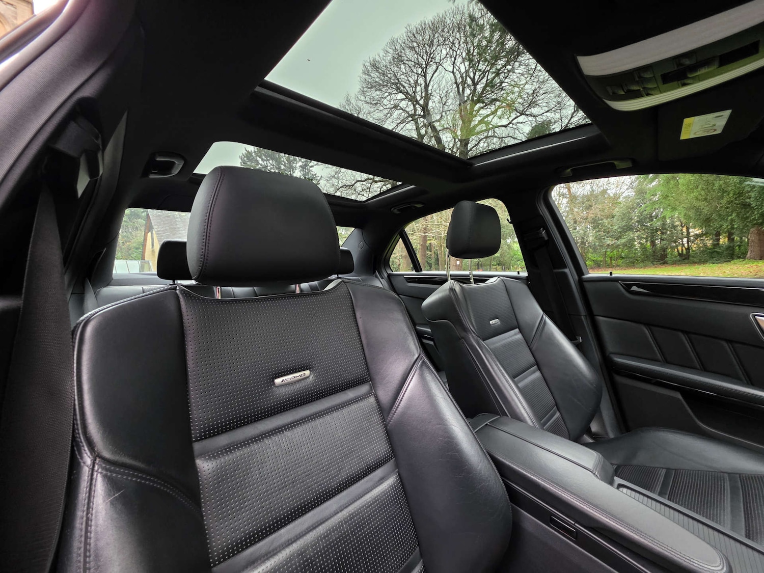 Used Mercedes-Benz E Class 2015 for sale - 77061757: Photo 9