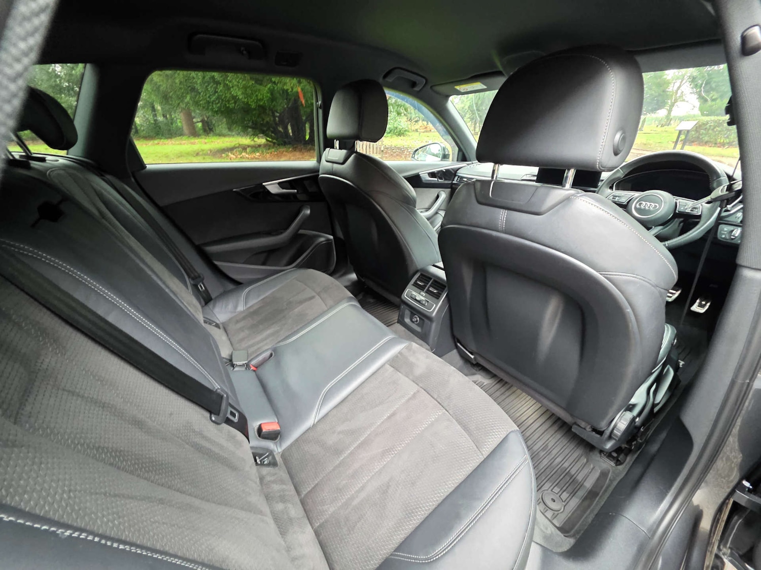 Used Audi A4 2019 for sale - 77567780: Photo 32