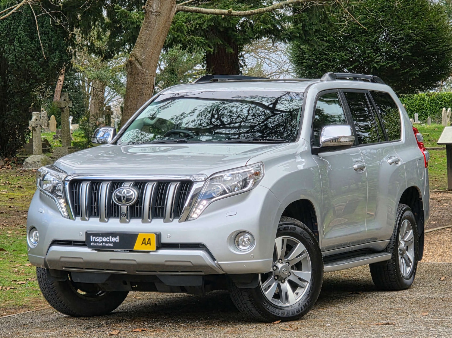 Used Toyota Land Cruiser 2017 for sale - 77643141: Photo 2