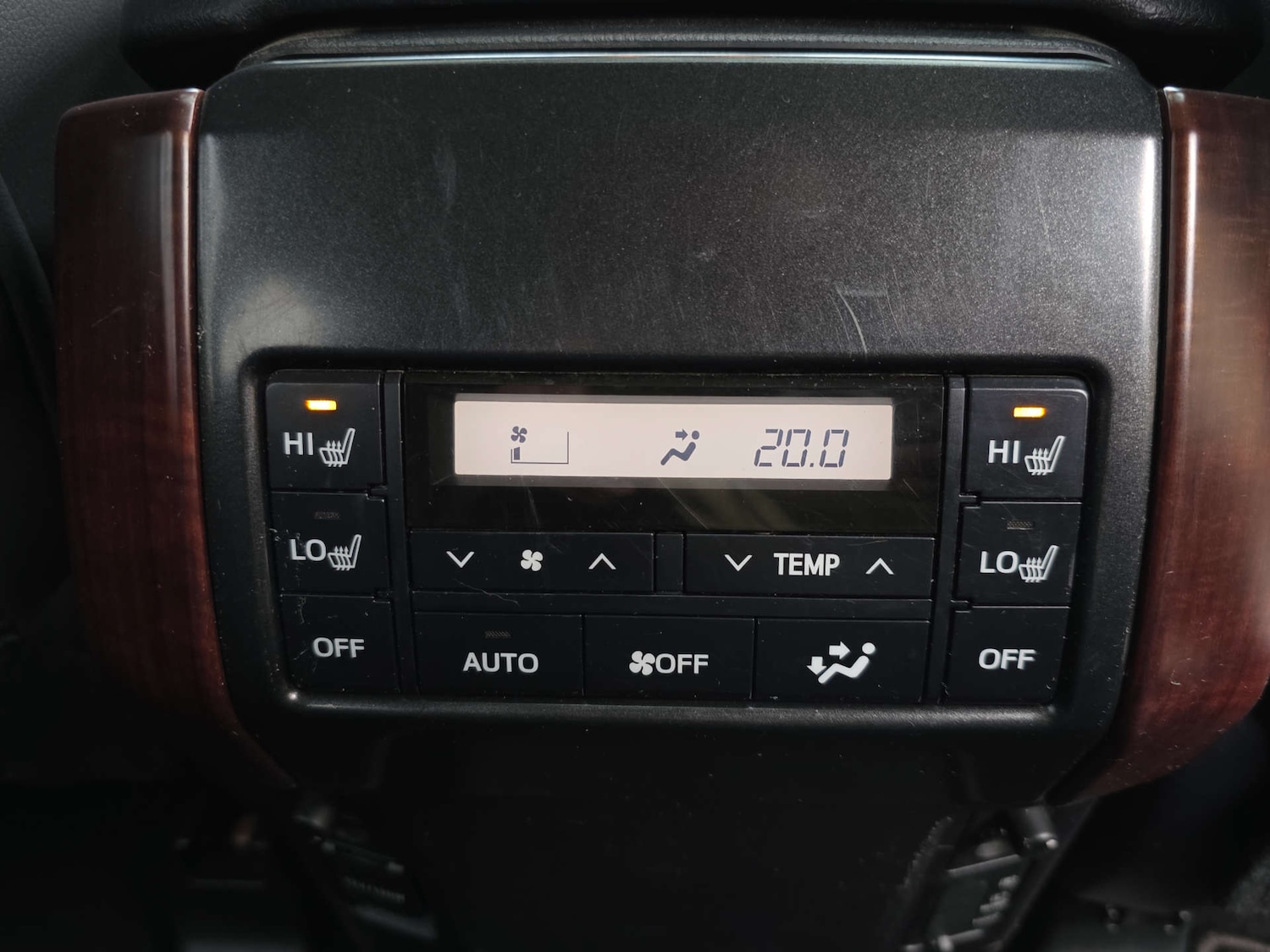 Used Toyota Land Cruiser 2017 for sale - 77643141: Photo 33