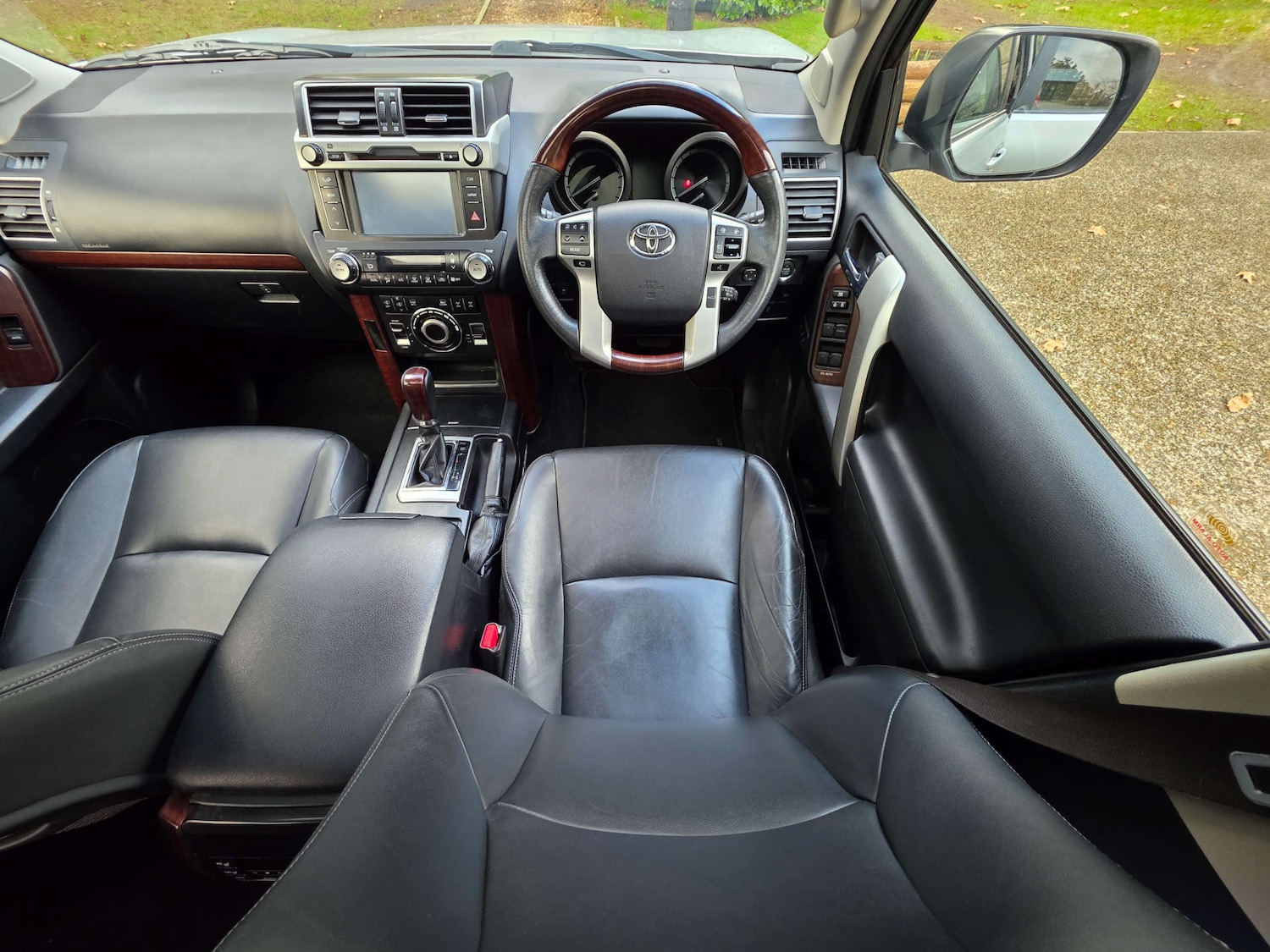 Used Toyota Land Cruiser 2017 for sale - 77643141: Photo 66