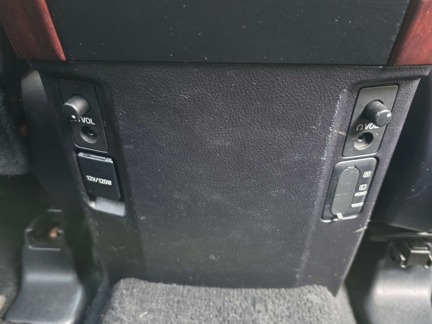 Used Toyota Land Cruiser 2017 for sale - 77643141: Photo 68