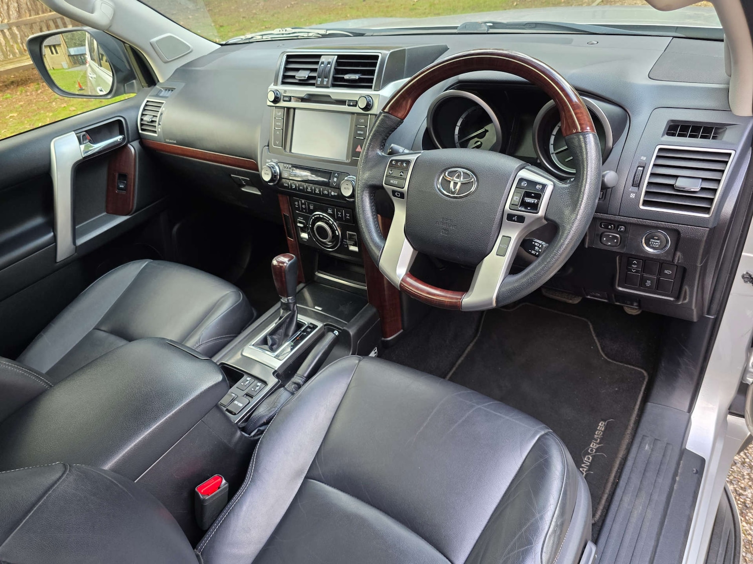 Used Toyota Land Cruiser 2017 for sale - 77643141: Photo 9