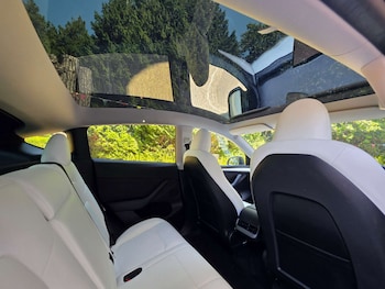 Used Tesla Model Y 2022 for sale - 79512224: Photo