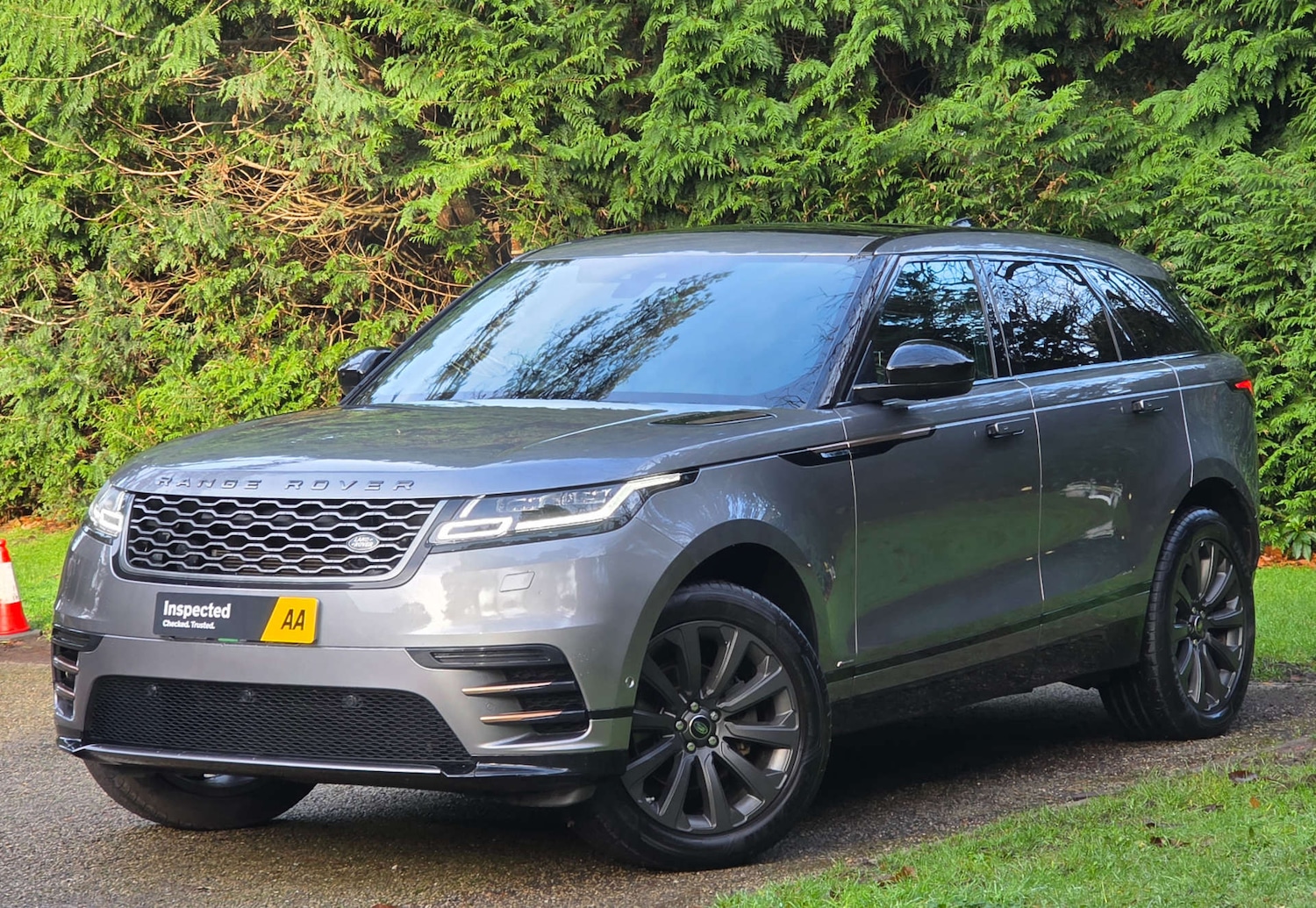 Used Land Rover Range Rover Velar 2020 for sale - 77025213: Photo 2