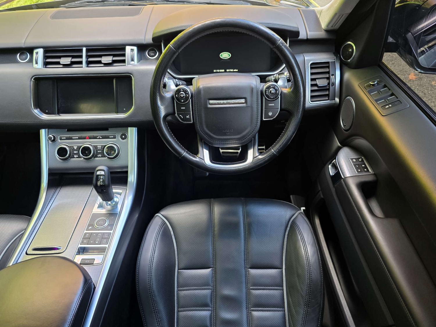 Used Land Rover Range Rover Sport 2015 for sale - 76384144: Photo 10