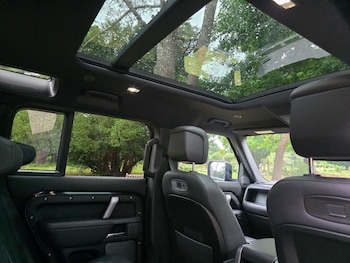 Used Land Rover Defender 2021 for sale - 79284955: Photo