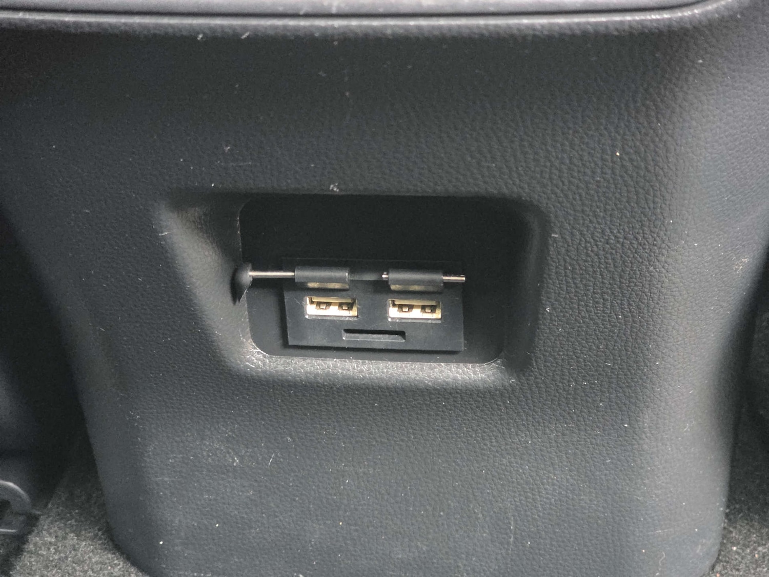 Used Toyota RAV4 2021 for sale - 76985155: Photo 36