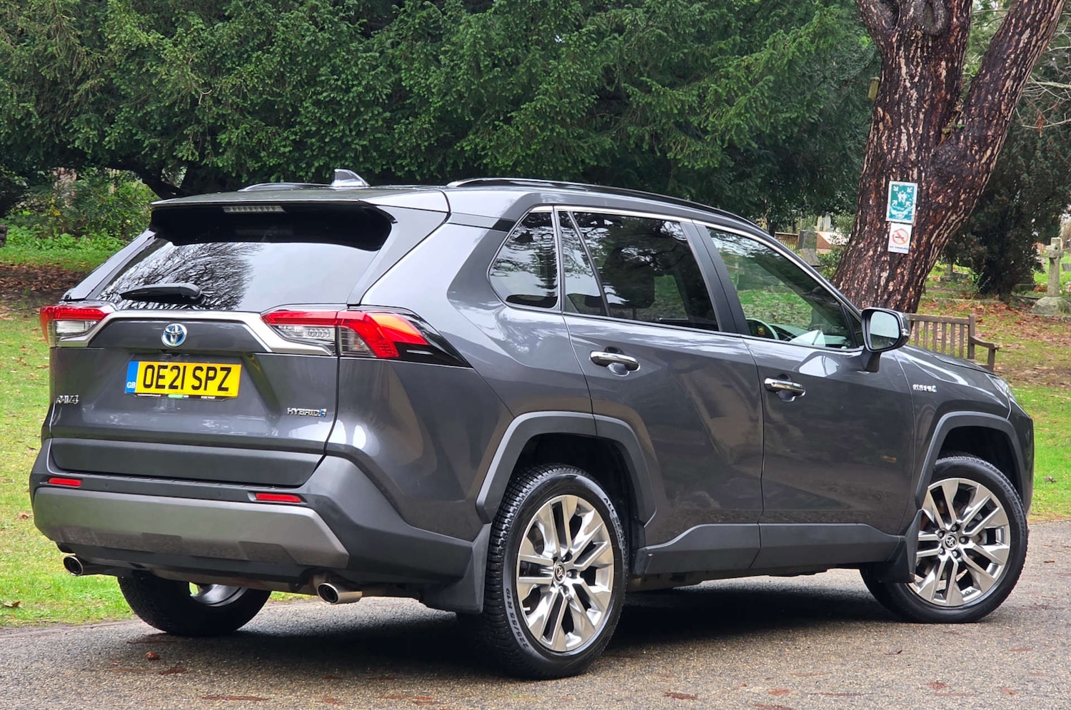 Used Toyota RAV4 2021 for sale - 76985155: Photo 5