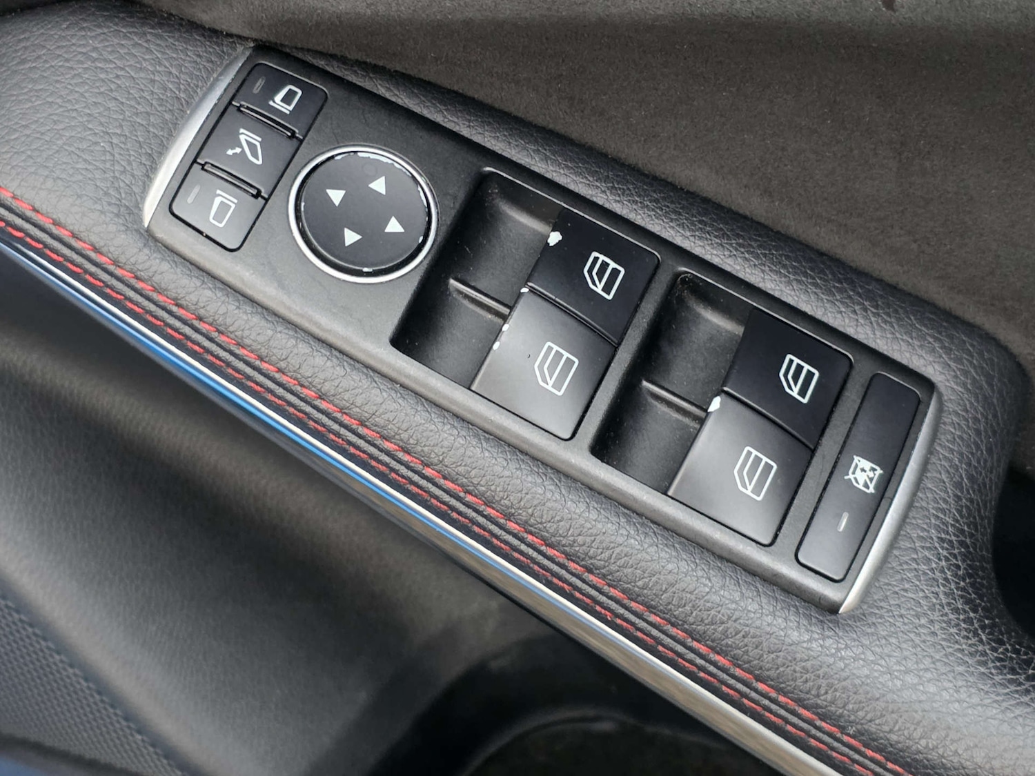 Used Mercedes-Benz A-Class 2014 for sale - 76465955: Photo 30