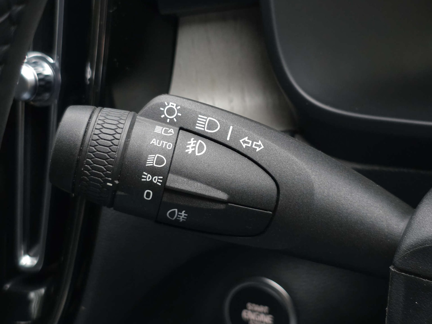 Used Volvo XC40 2022 for sale - 77249198: Photo 38