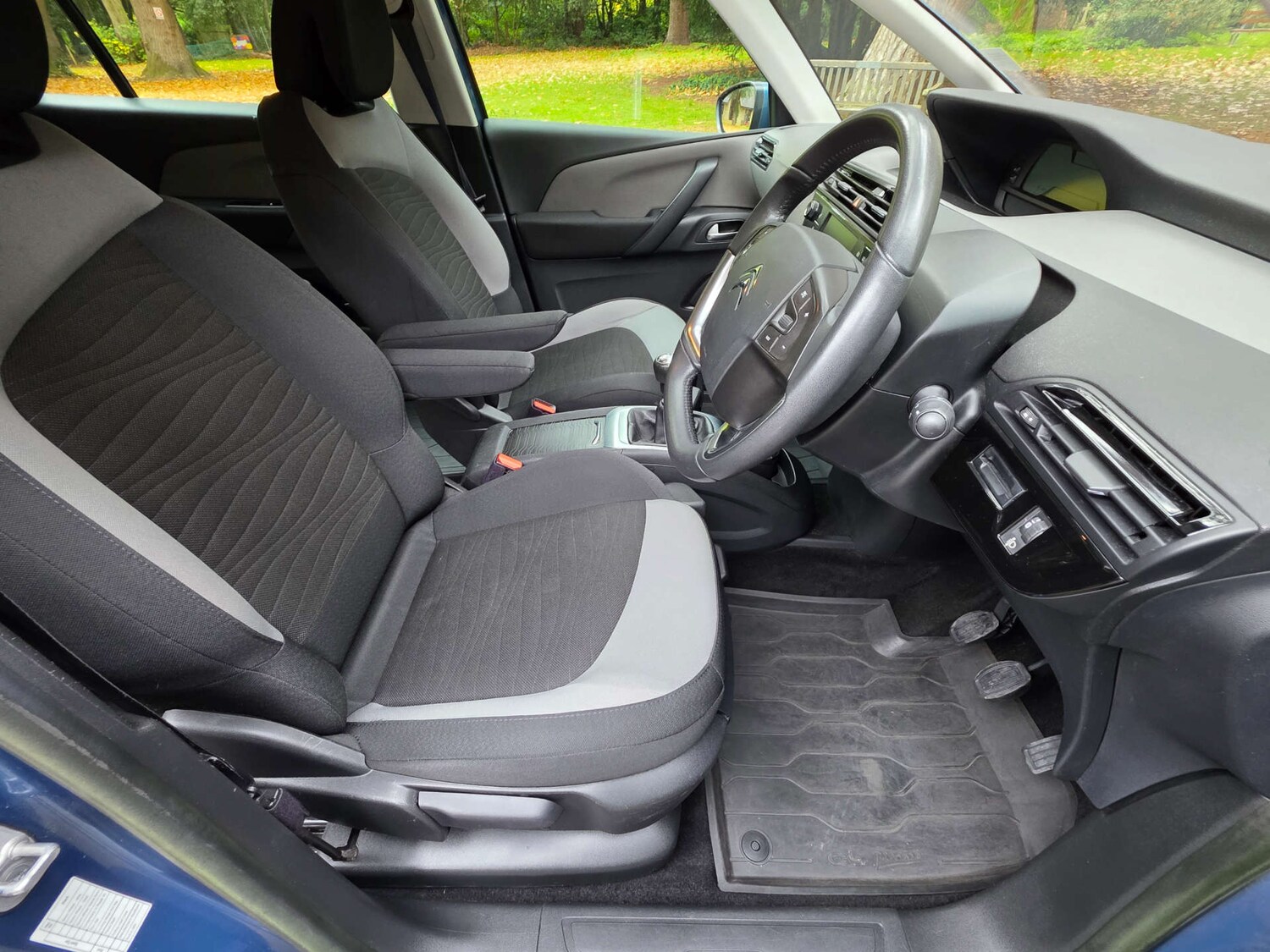 Used Citroen C4 Grand Picasso 2014 for sale - 76453790: Photo 32