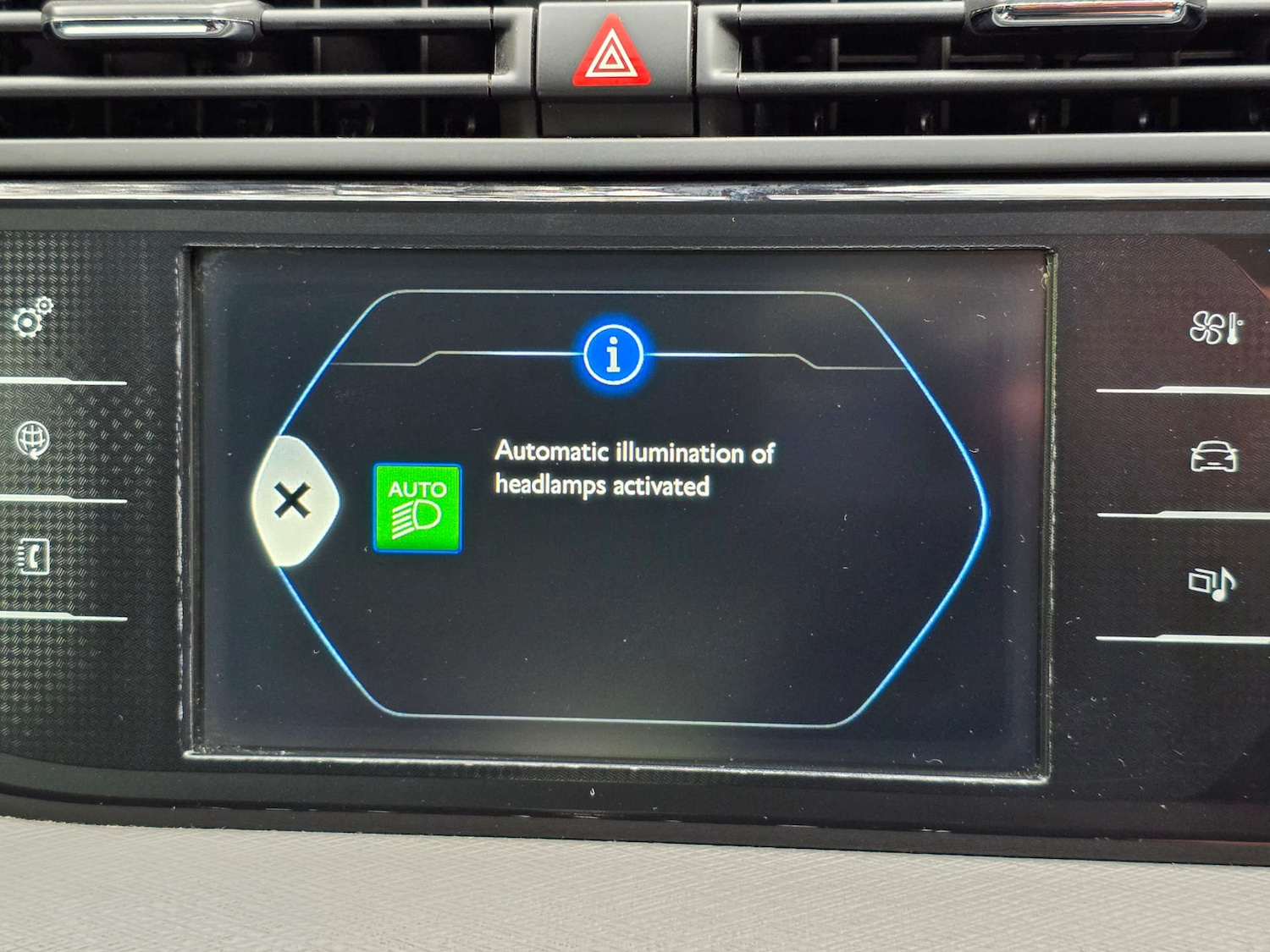 Used Citroen C4 Grand Picasso 2014 for sale - 76453790: Photo 40