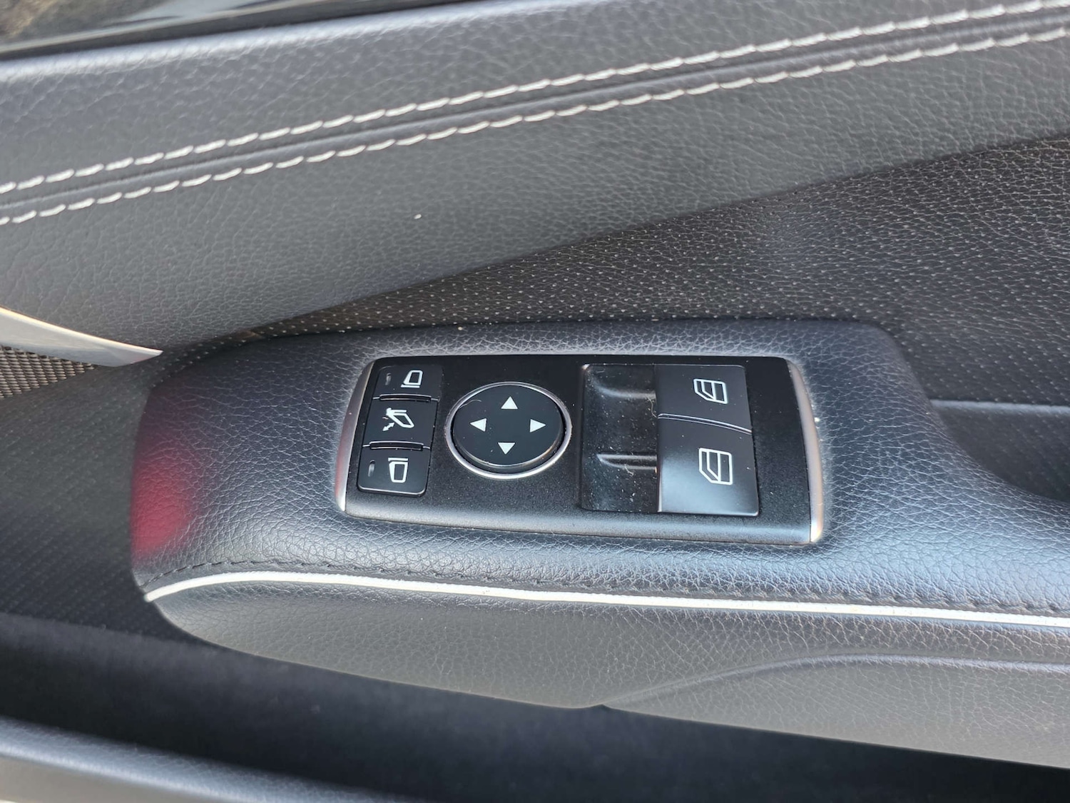 Used Mercedes-Benz SL 2015 for sale - 78016395: Photo 24