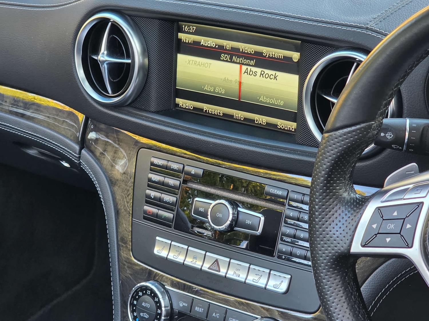 Used Mercedes-Benz SL 2015 for sale - 78016395: Photo 58