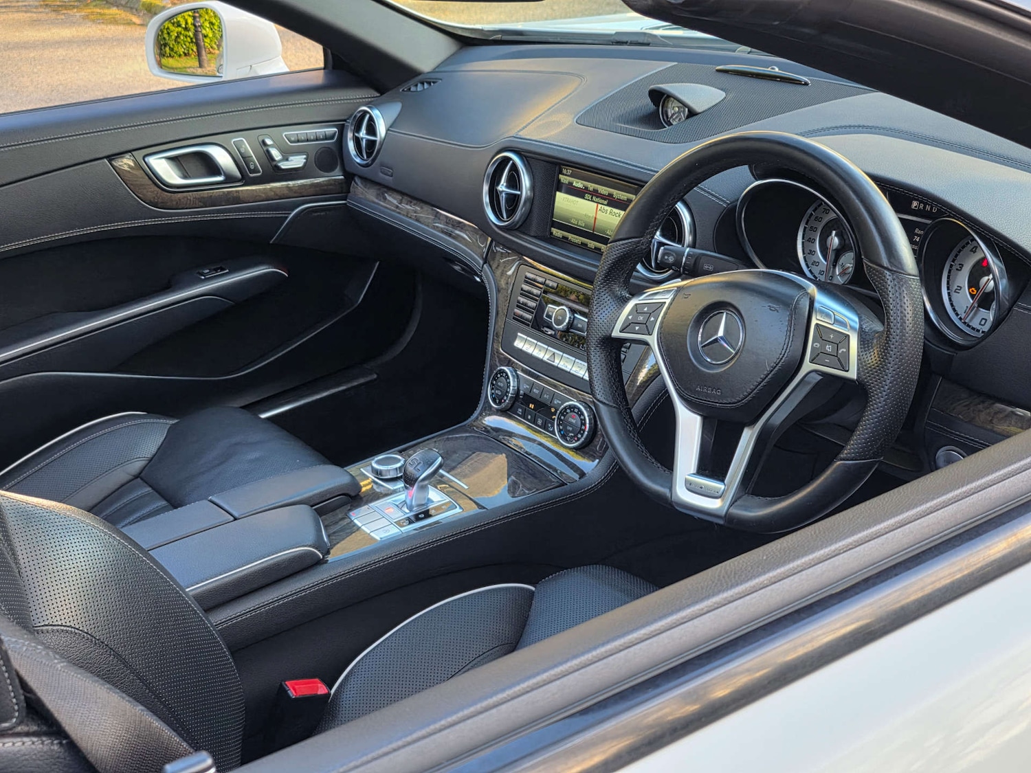 Used Mercedes-Benz SL 2015 for sale - 78016395: Photo 60