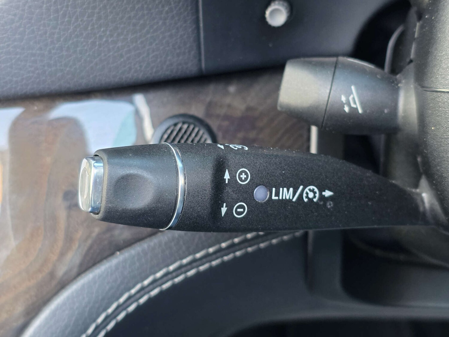 Used Mercedes-Benz SL 2015 for sale - 78016395: Photo 7