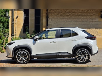 Used Toyota Yaris Cross 2024 for sale - 79284970: Photo