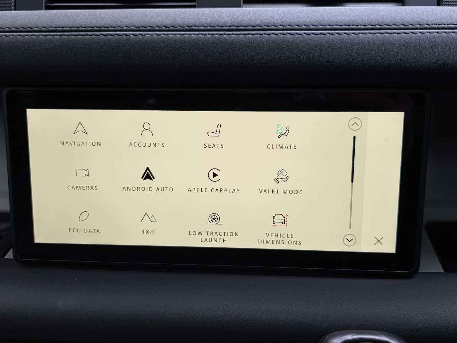 Used Land Rover Defender 2023 for sale - 77617074: Photo 10