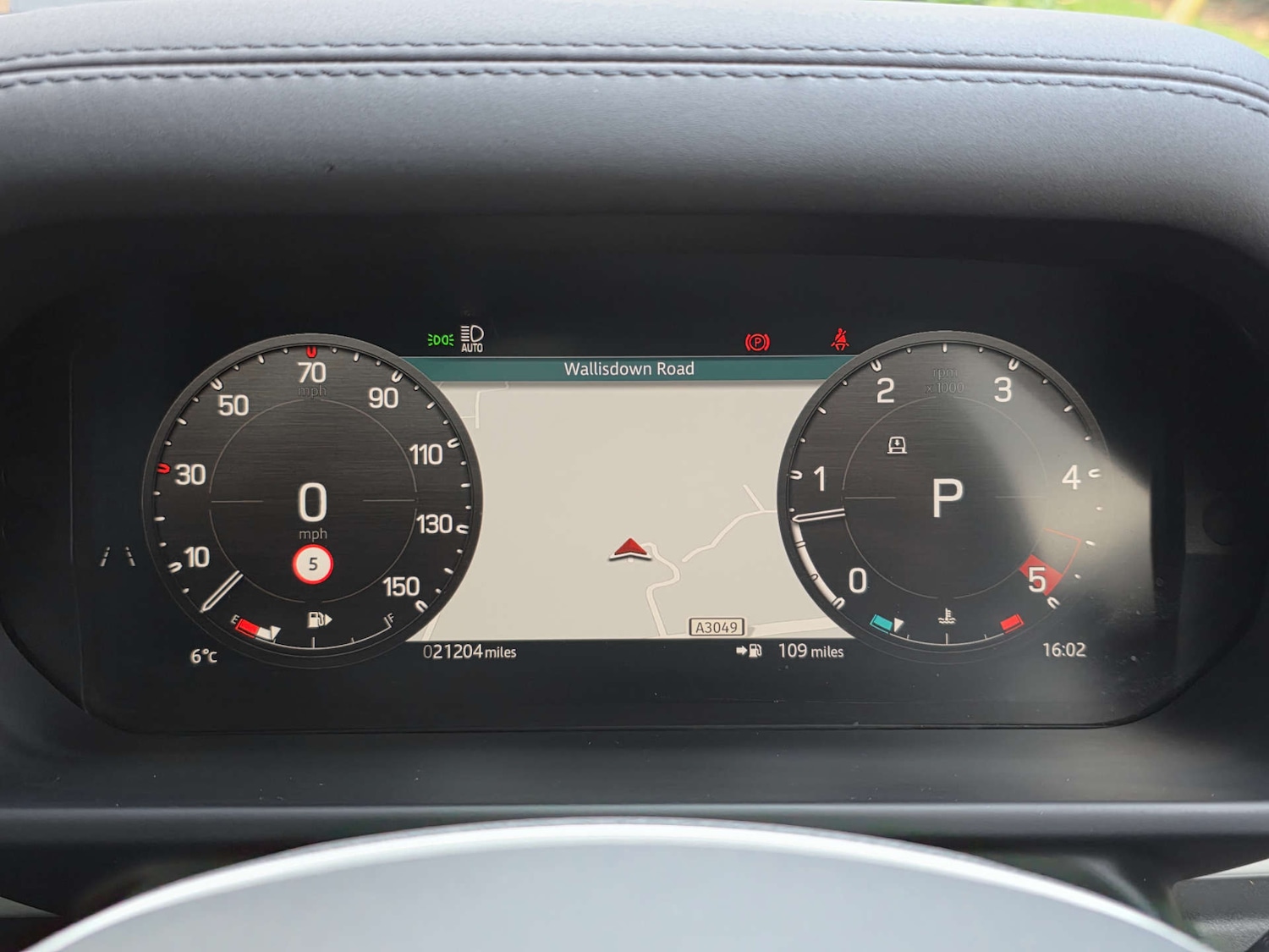 Used Land Rover Defender 2023 for sale - 77617074: Photo 11