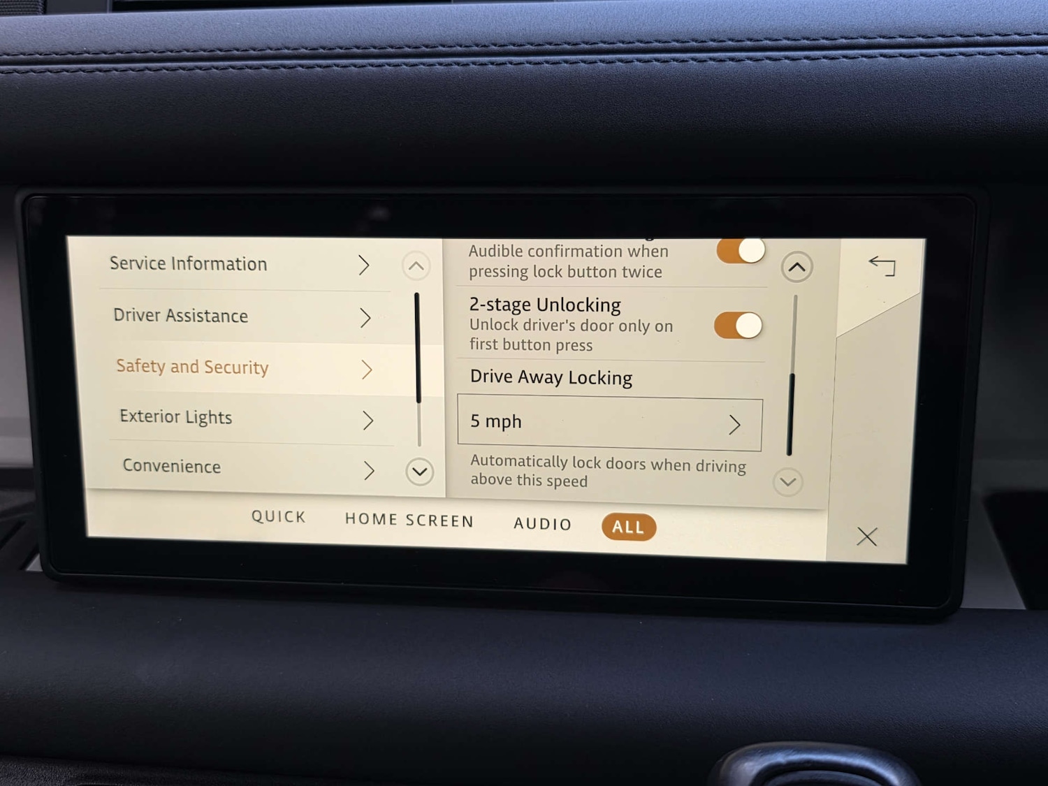 Used Land Rover Defender 2023 for sale - 77617074: Photo 19