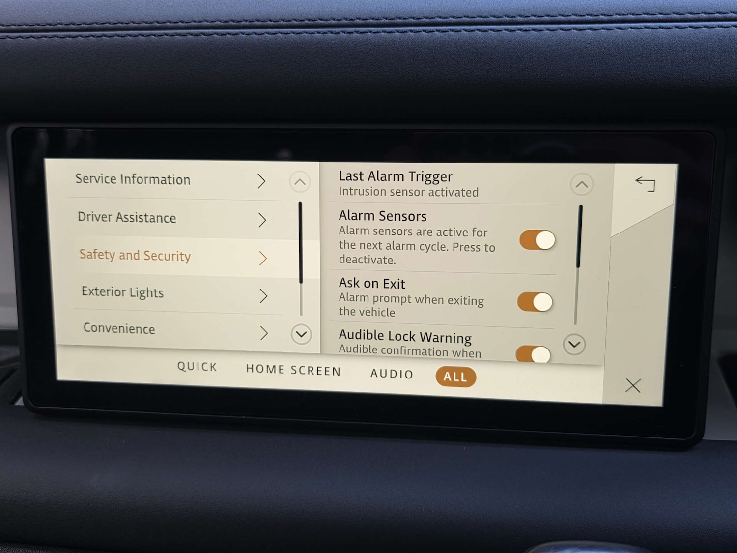 Used Land Rover Defender 2023 for sale - 77617074: Photo 20