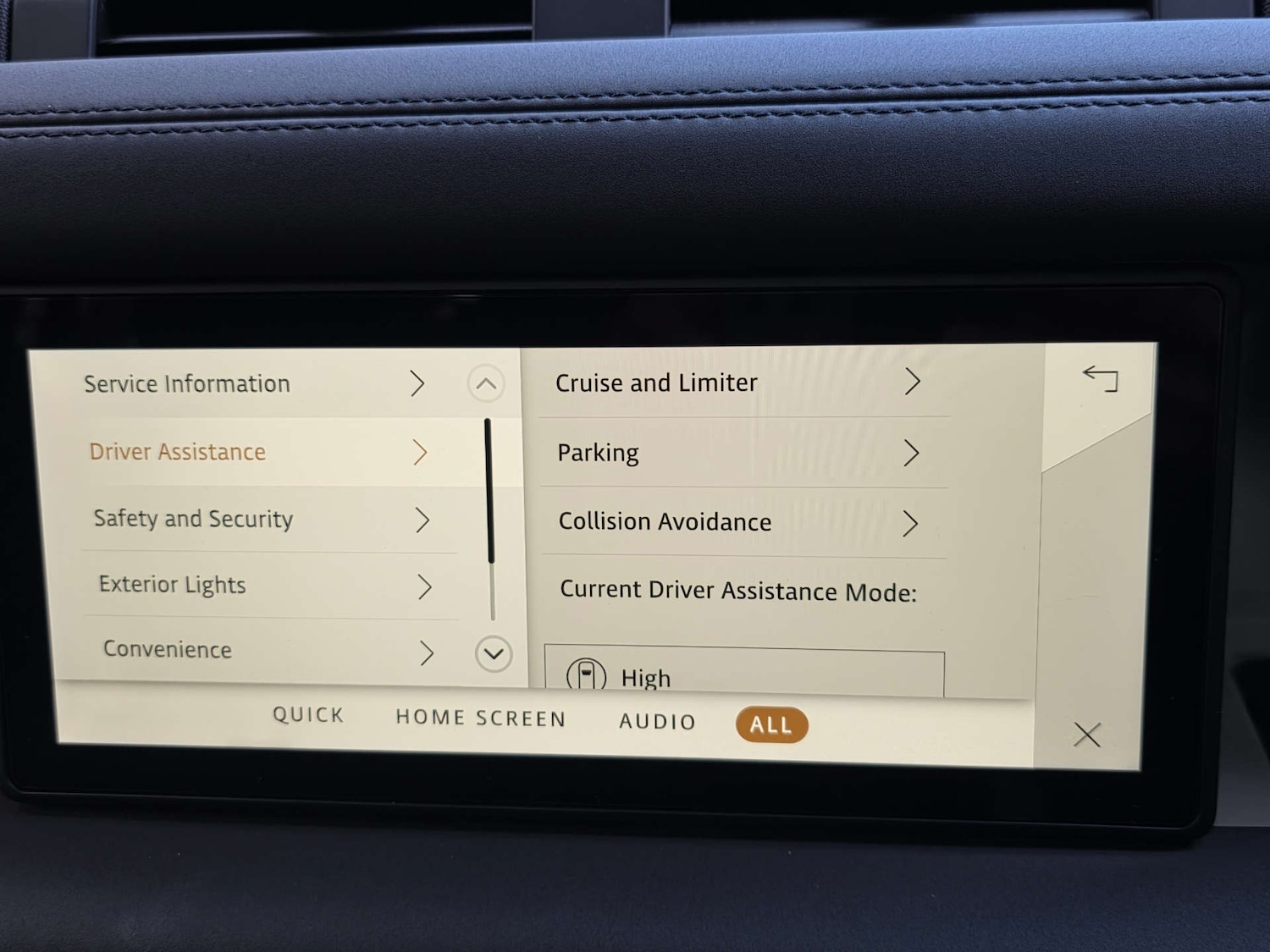 Used Land Rover Defender 2023 for sale - 77617074: Photo 21