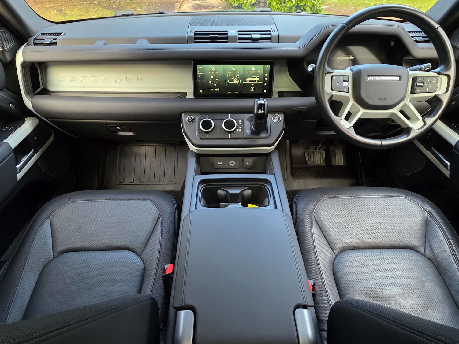 Used Land Rover Defender 2023 for sale - 77617074: Photo 35