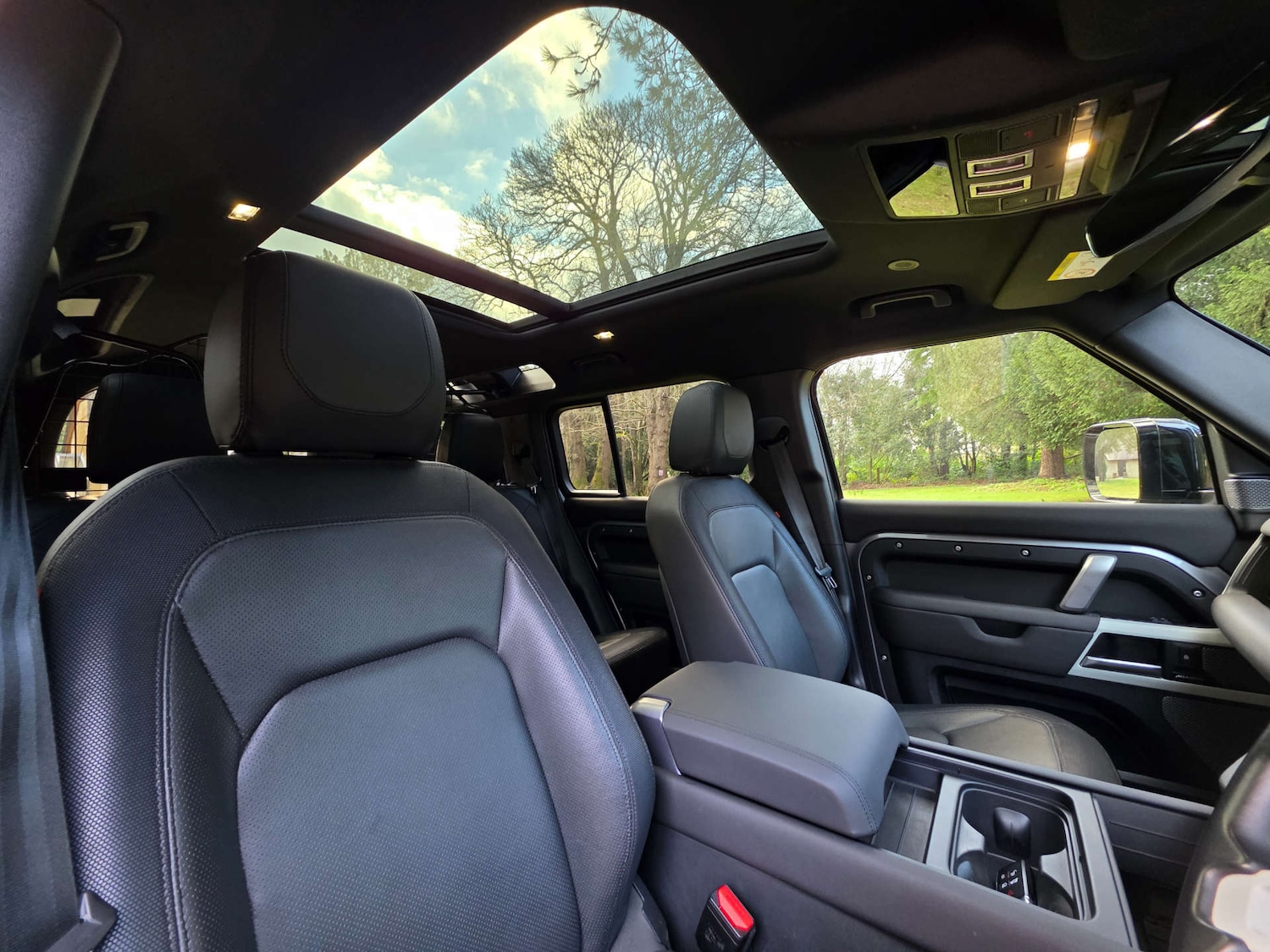 Used Land Rover Defender 2023 for sale - 77617074: Photo 45