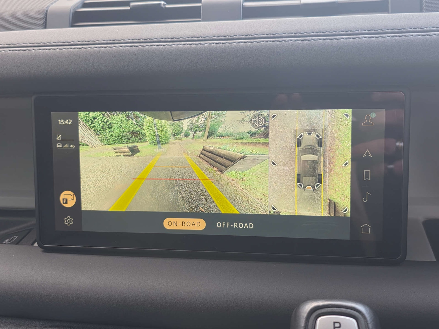 Used Land Rover Defender 2023 for sale - 77617074: Photo 74