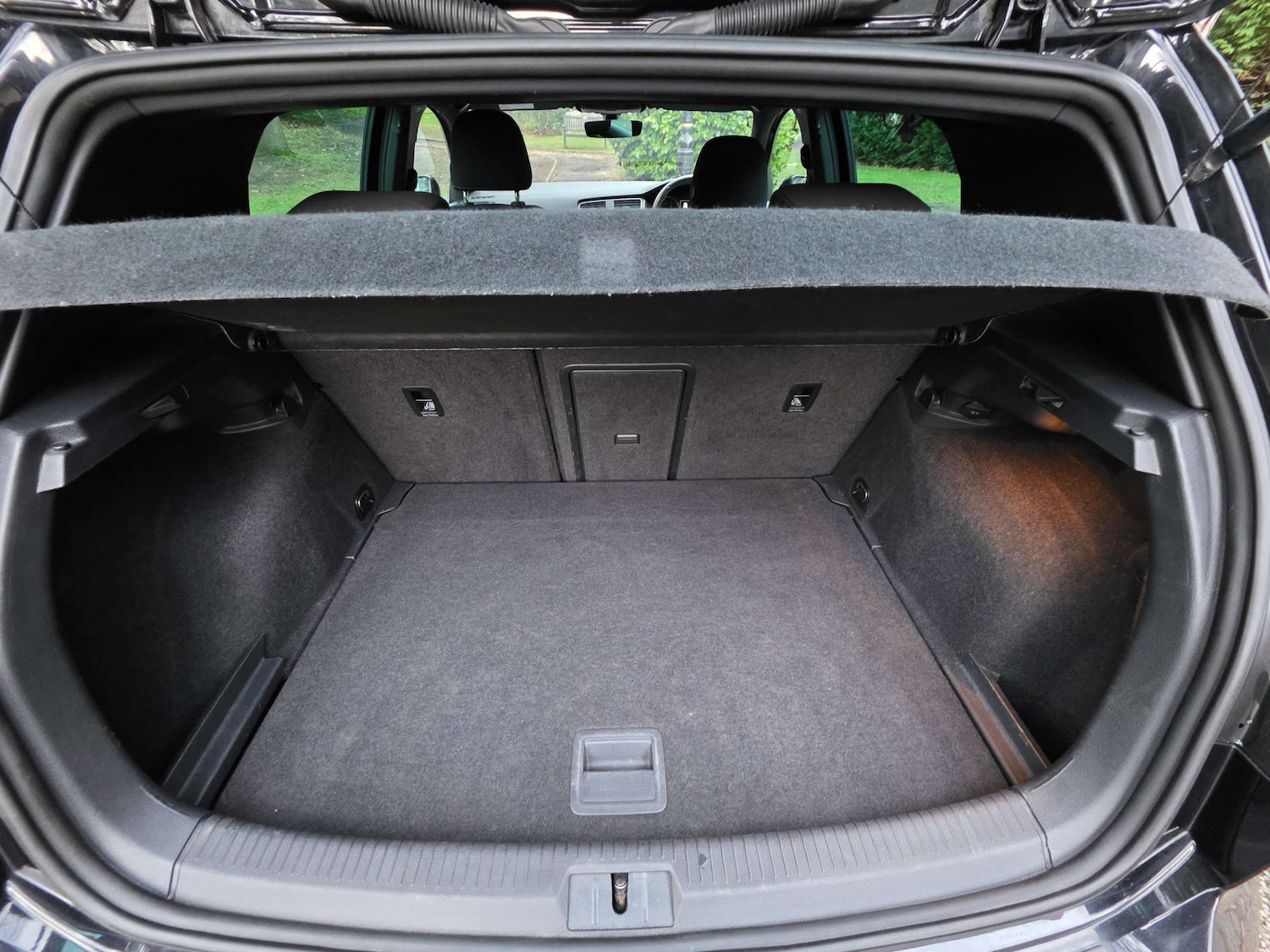 Used Volkswagen Golf 2016 for sale - 77301690: Photo 23