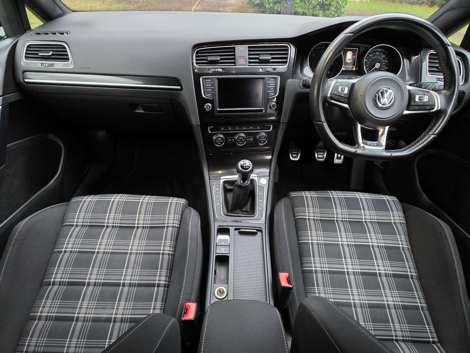 Used Volkswagen Golf 2016 for sale - 77301690: Photo 25