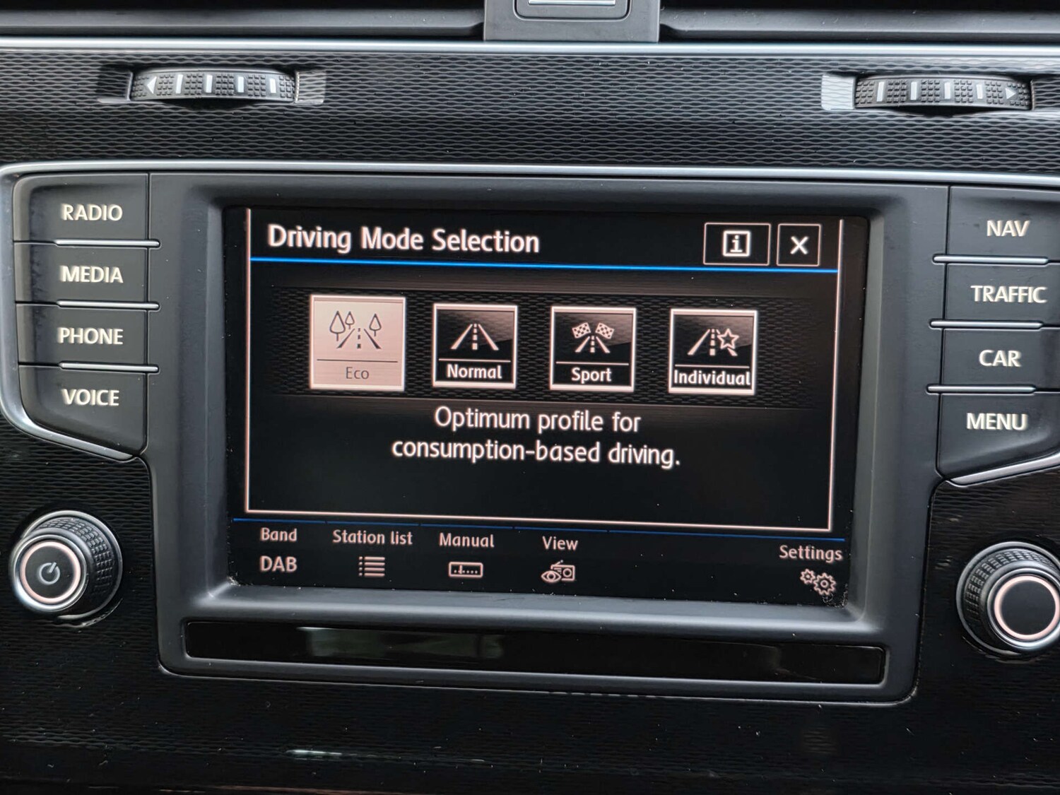 Used Volkswagen Golf 2016 for sale - 77301690: Photo 42