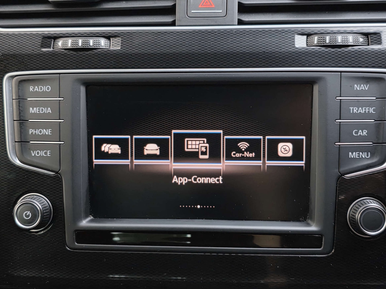 Used Volkswagen Golf 2016 for sale - 77301690: Photo 8