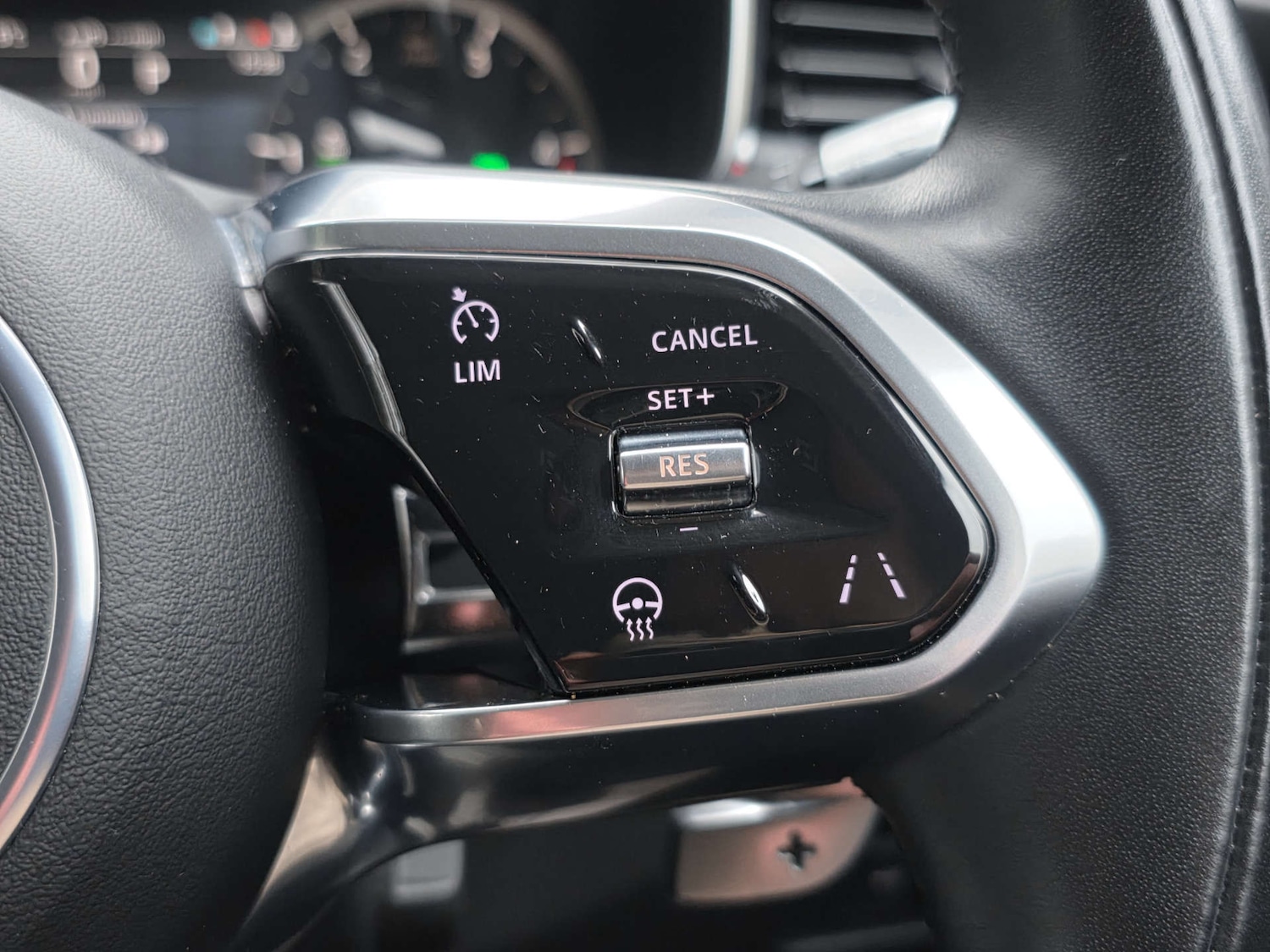 Used Jaguar F-Pace 2022 for sale - 77422756: Photo 69