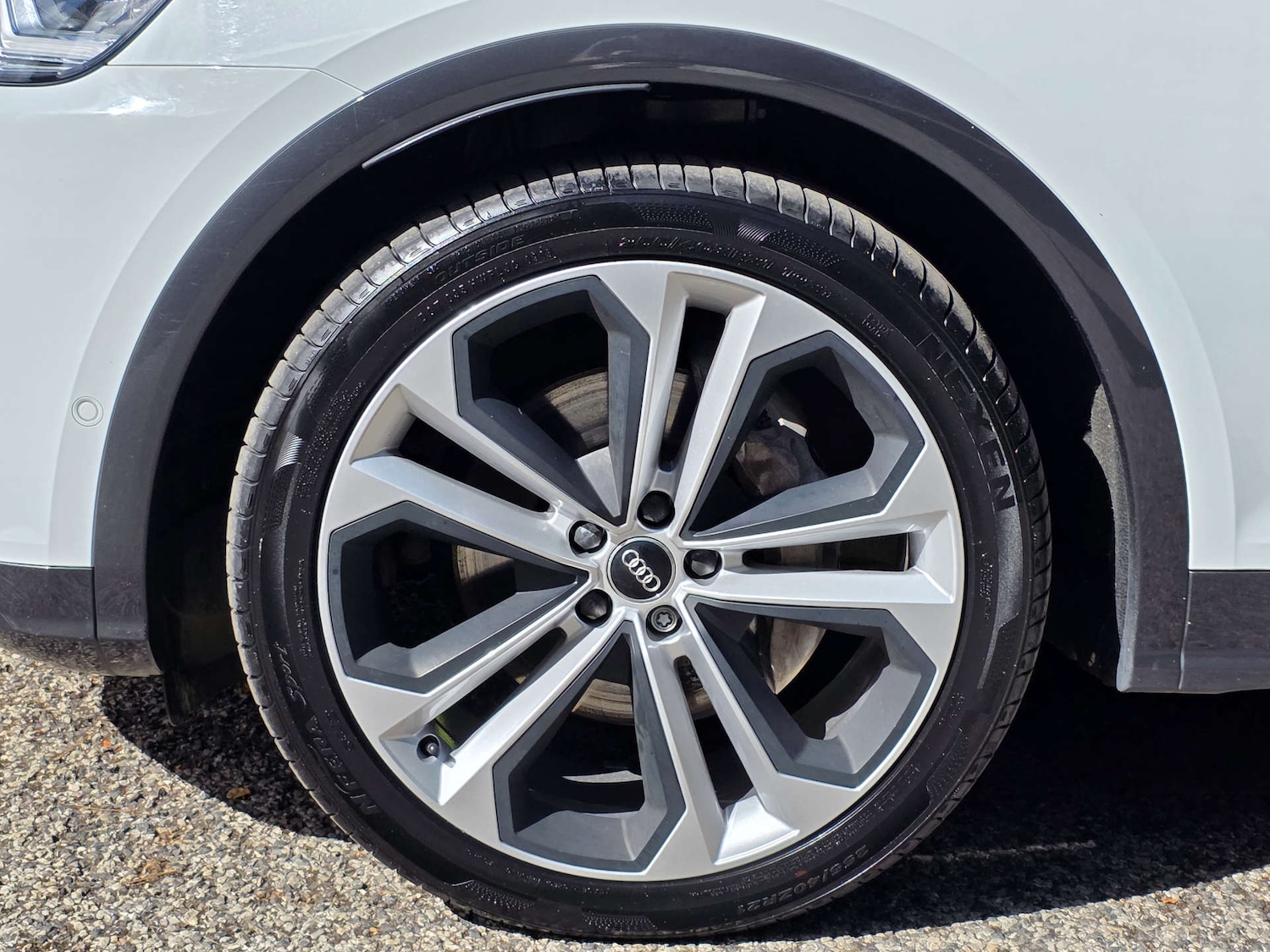 Used Audi Q5 2020 for sale - 75982847: Photo 9