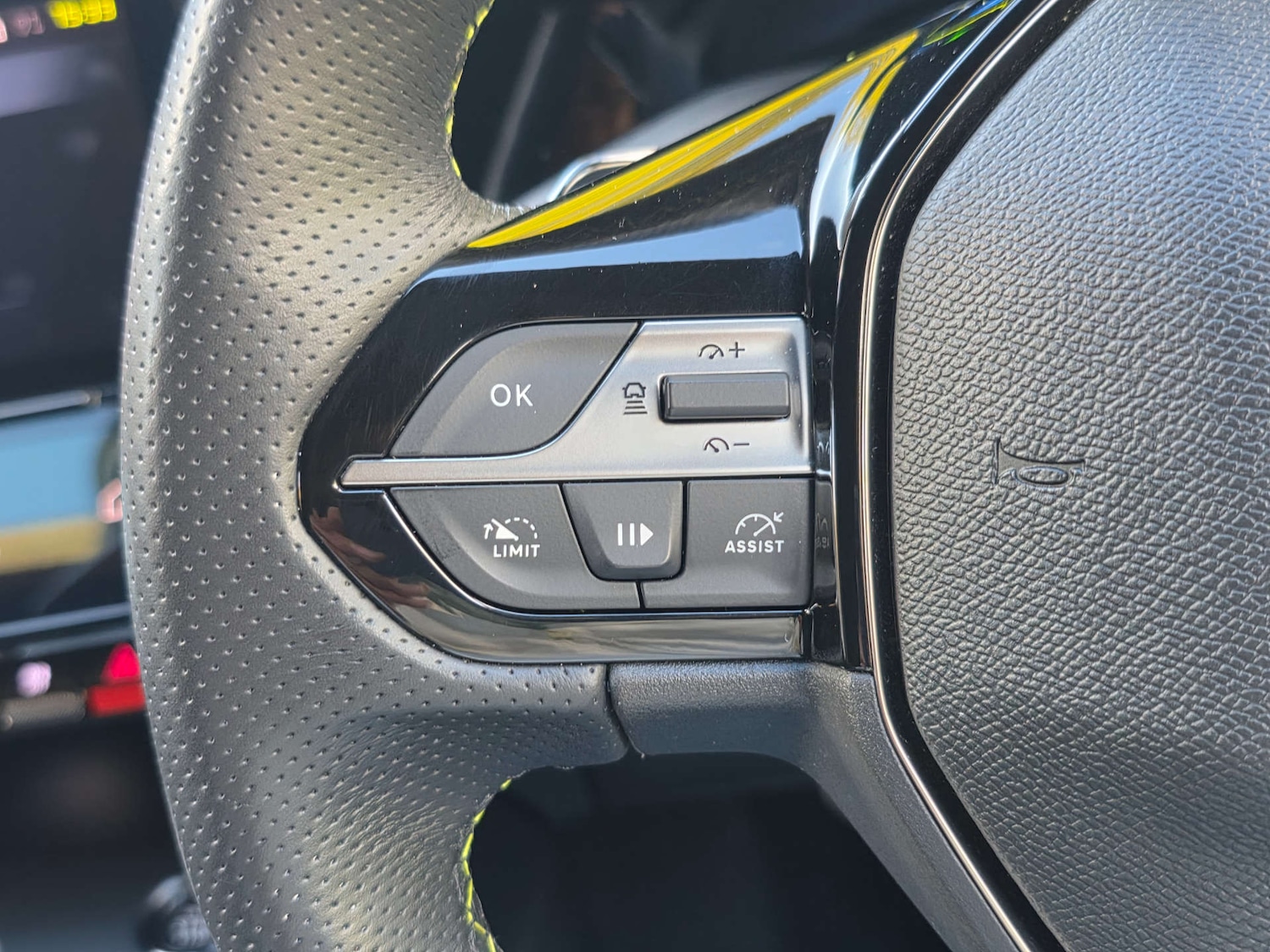 Used Peugeot 308 2022 for sale - 76422509: Photo 37