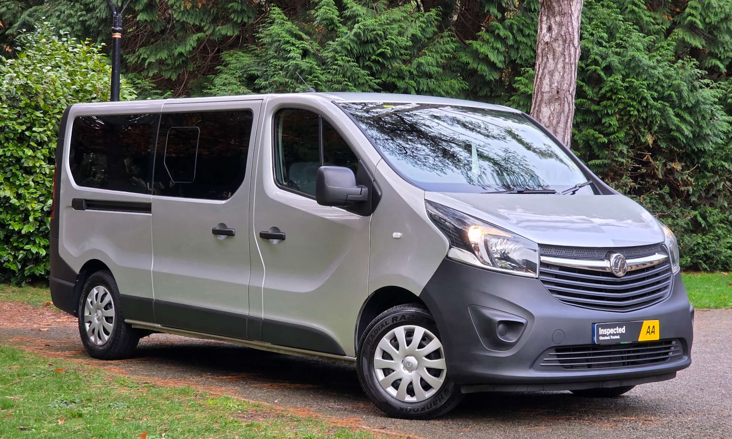 Used Vauxhall Vivaro 2019 for sale - 76544279: Photo 1