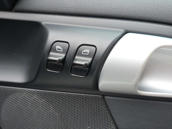 Used Porsche Cayman 2010 for sale - 76089421: Photo 28