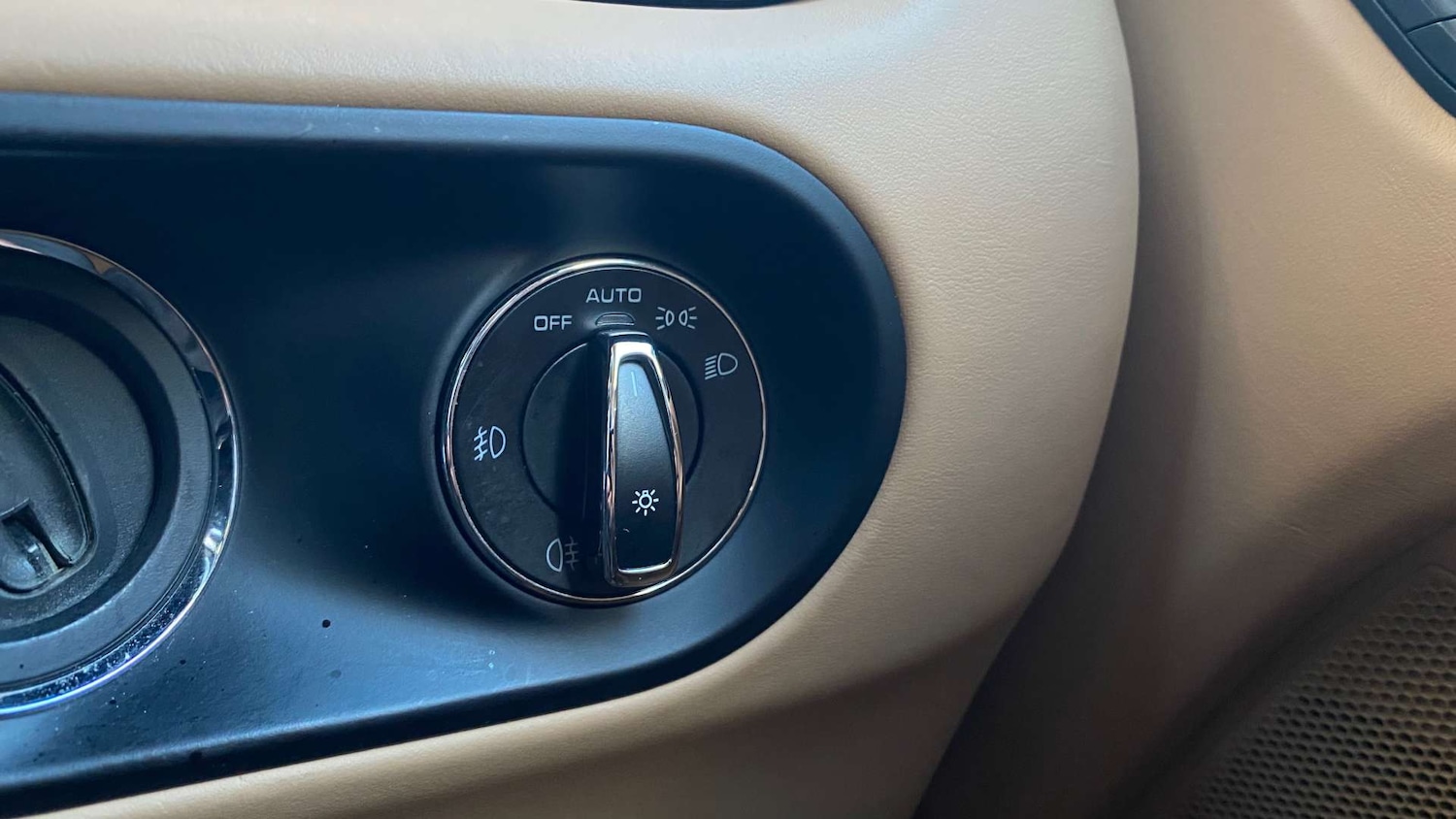 Used Porsche Macan 2015 for sale - 76642934: Photo 30