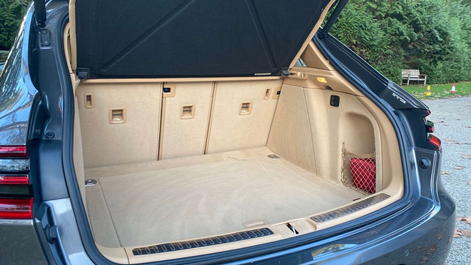 Used Porsche Macan 2015 for sale - 76642934: Photo 44