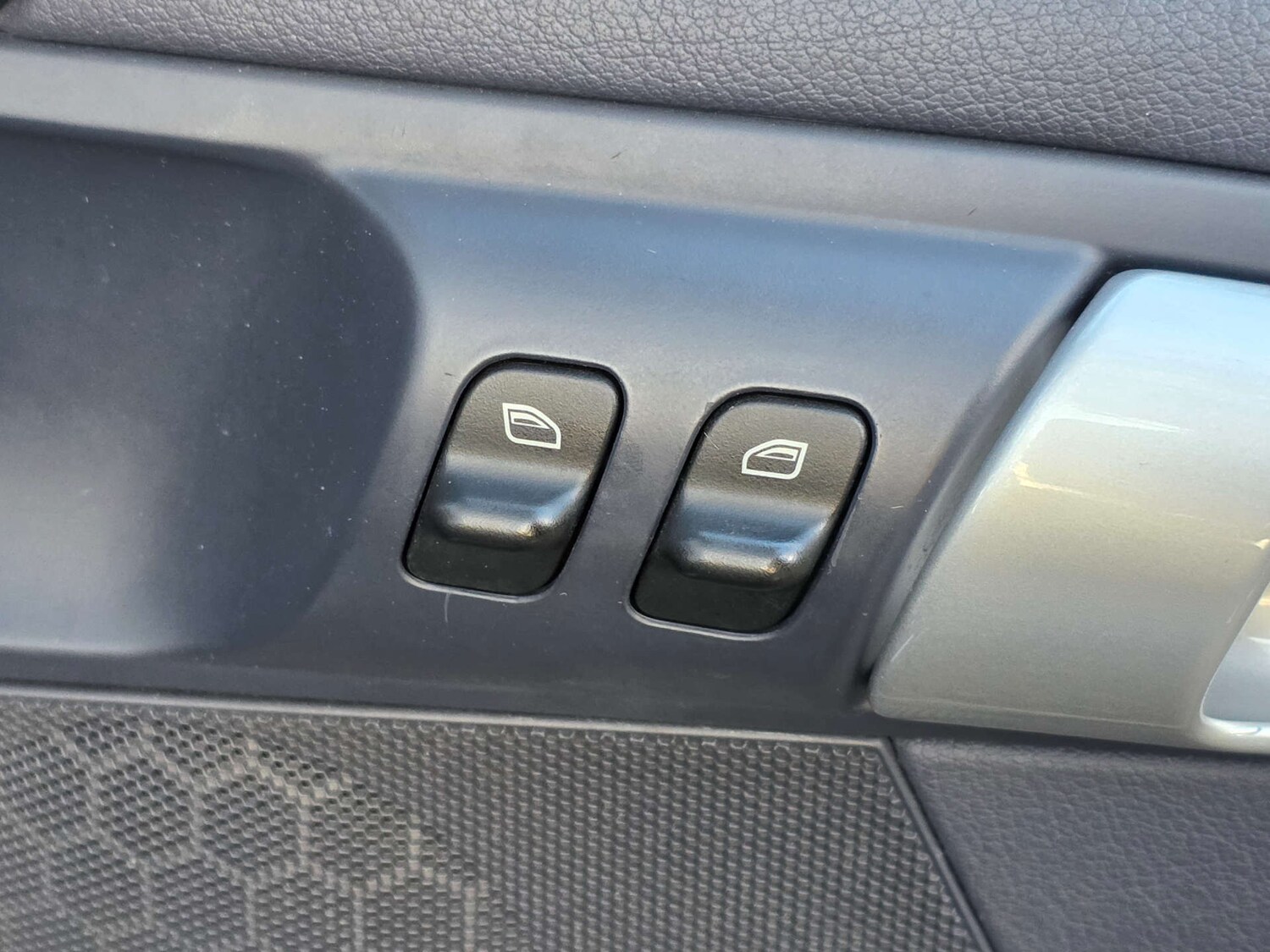 Used Porsche Boxster 2011 for sale - 77350551: Photo 41