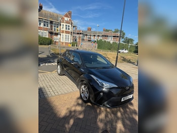 Used Toyota C-HR 2021 for sale - 75193146: Photo