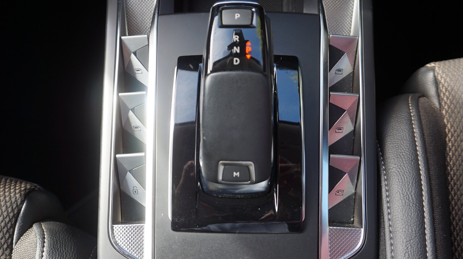 Vehicle 33