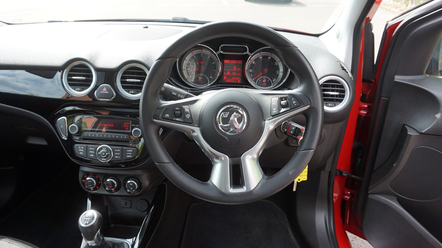 Vehicle 29