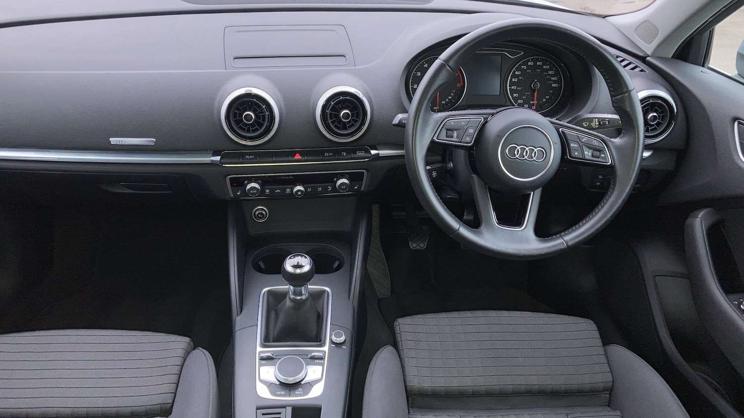 Used Audi A3 2017 for sale - 76449546: Photo 13